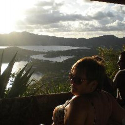 Profile Picture of CAROLE MALONEY (@CaroleTidySum) on Twitter