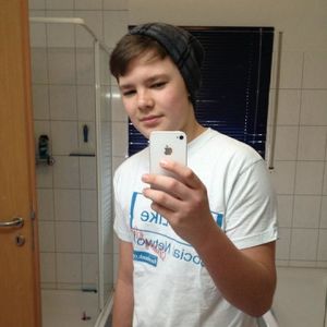 Profile Picture of Tim Holm (@timstar99) on Myspace