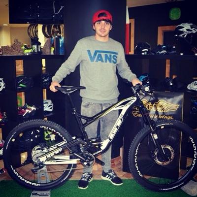 Profile Picture of Aarón Caballero (@aaron_caballero) on Twitter