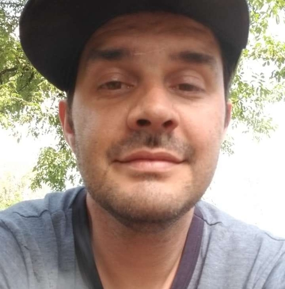 Profile Picture of Thomas Duffy (@snoogin9) on Poshmark