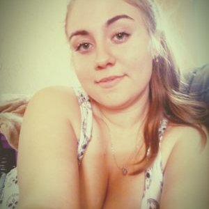 Profile Picture of April Chandler-Crago (@april_crago) on Twitter