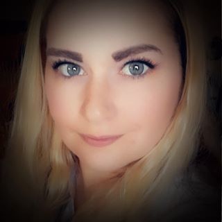 Profile Picture of Nichole Springer (@NicciSpring82) on Facebook