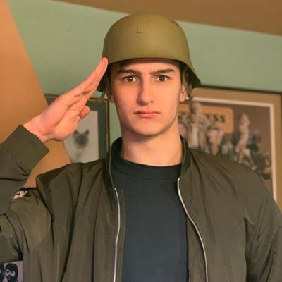 Profile Picture of Naumann (@eric_naumann_) on Twitter