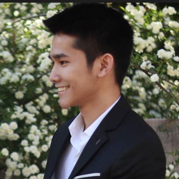 Profile Photo of Viet Tran (@viettr) on Poshmark