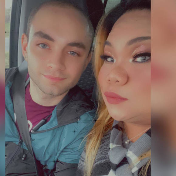 Profile Picture of Andrea Oledan (@andreaoledan) on Poshmark