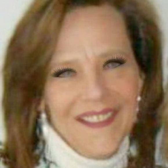 Profile Picture of Gabrielle Browning (@gabi333) on Poshmark