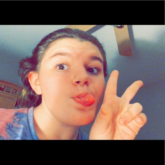 Profile Picture of Jordyn Dirusso (@jordyn_tay) on Poshmark