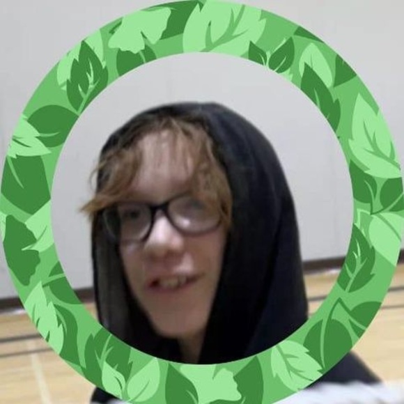 Profile Picture of Noel Graham (@noel_graham) on Poshmark