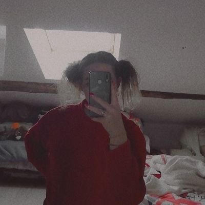 Profile Picture of Fays Cloé (@CloeFays) on Twitter