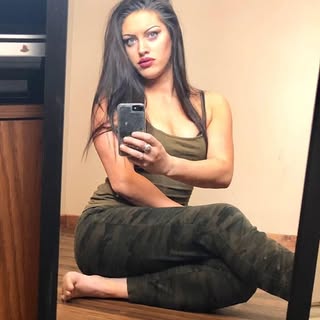 Profile Picture of Chloë Boros (@boroschloe) on Instagram