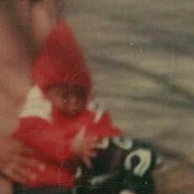 Profile Picture of Arbra Campbell (@@AFgoolaay) on Twitter