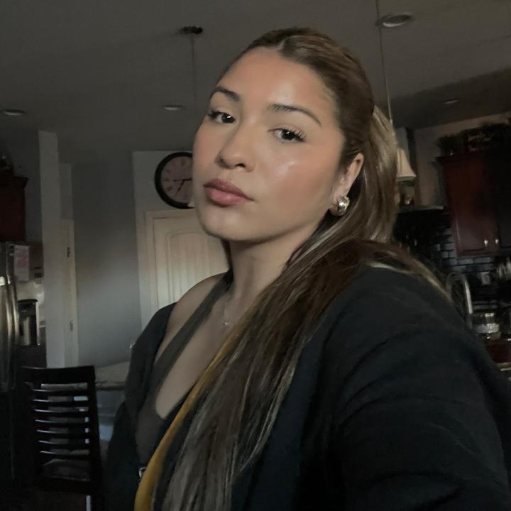 Profile Picture of Jasmine Cardenas (@jsmncrdns) on Tiktok