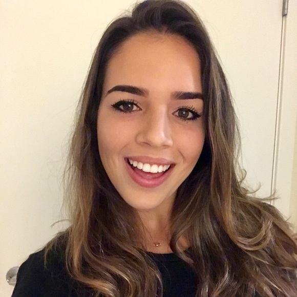 Profile Picture of Fedra Cortines (@fedracortines) on Poshmark