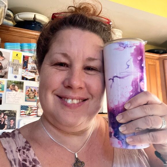 Profile Picture of Michele Dundore (@mommy03boyz) on Poshmark