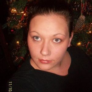 Profile Picture of Amanda Slawson (@butterflykissxs) on Myspace