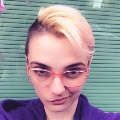 Profile Picture of Alex Fabulette (@AlexAbbottPlz) on Twitter