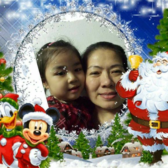 Profile Picture of Kim Ly (@lykim2012) on Poshmark