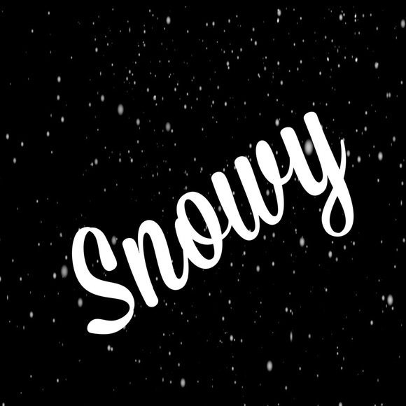 Profile Picture of Tb Snowy (@tbsnowy) on Poshmark