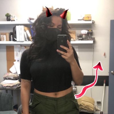 Profile Picture of David Byrne Big Suit Eraserhead Baby (@suspiri0rum) on Twitter