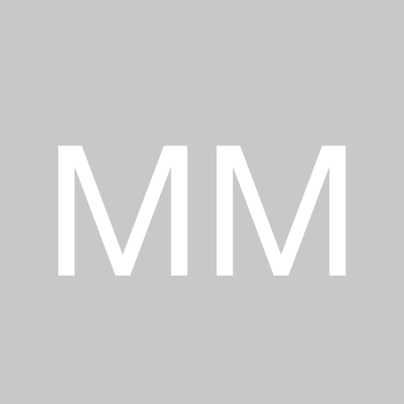 Profile Picture of Moxwanago Moxwanago (@moxwanago) on Poshmark