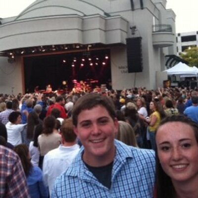 Profile Picture of Calvin Griffith (@CalGretzkie) on Twitter