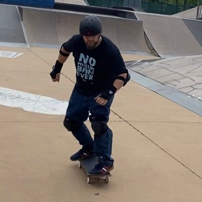 Profile Picture of Robert S. McCaw (@RobertSMcCaw) on Twitter