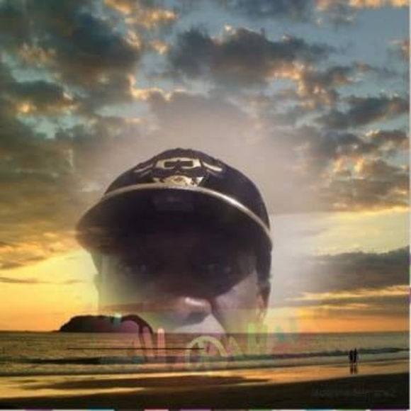 Profile Picture of Charlie Carrothers (@charliecarro257) on Poshmark