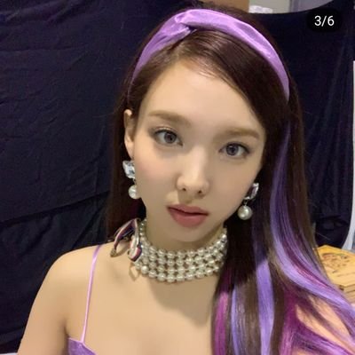 Profile Picture of StanLoona (@StanLoo11190474) on Twitter