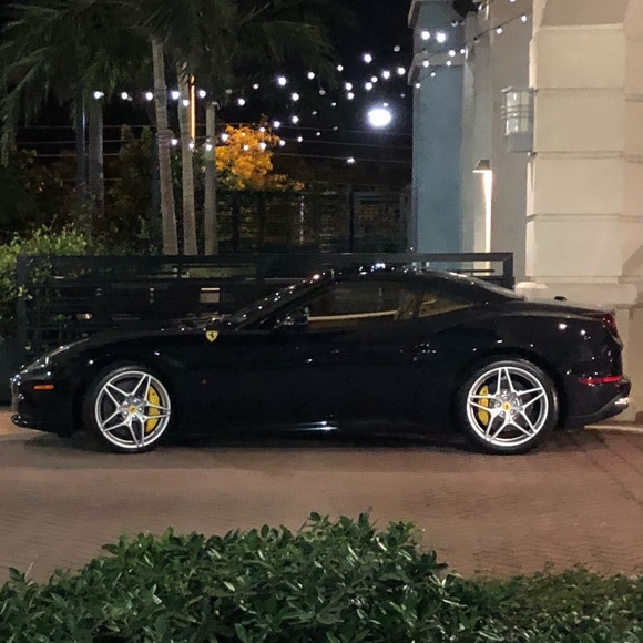 Profile Picture of Keith Belloff (@babaganoush1) on Poshmark