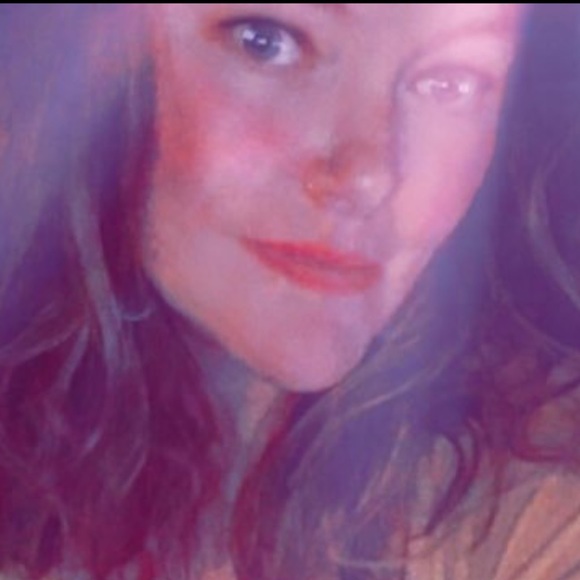 Jen Senac - Poshmark Profile Picture of Jen Senac (@dukecityduchess) on Poshmark