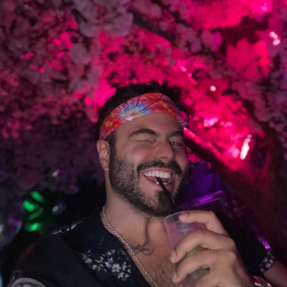 Profile Picture of Pedro Pollarolo (@pedropollarolo) on Poshmark
