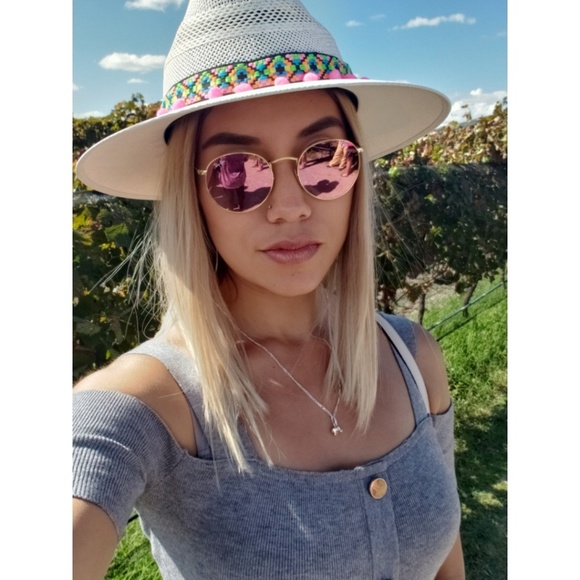 Profile Picture of Gabriela Hidalgo (@gabriela_he) on Poshmark