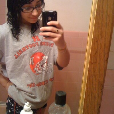 Profile Picture of Krystal Serdinsky (@babykay732nj) on Twitter