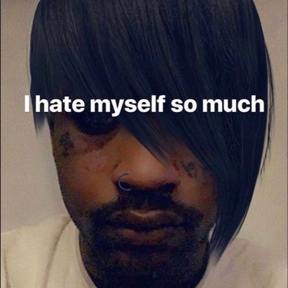 Profile Picture of Anna Pinchbeck (@annapinchbeck) on Poshmark