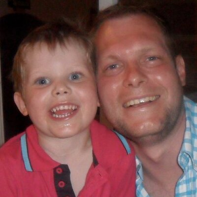 Profile Picture of James Sugrue (@SuggyJ) on Twitter