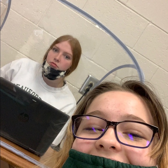 Profile Picture of Chloe Morrison (@chloebmorrison) on Poshmark