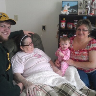 Profile Picture of Devan Elenberger (@DevanJames57) on Twitter