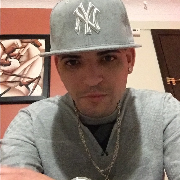 Profile Photo of Francisco Batista (@darkangel199312) on Poshmark