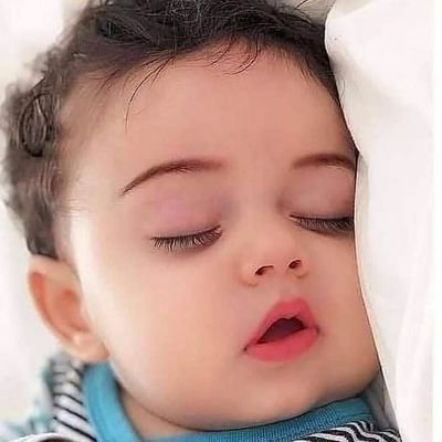 Profile Picture of Ayeshahussain ❤️ (@Ayesha_hussain6) on Twitter