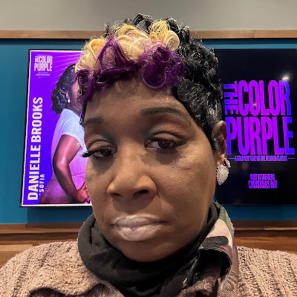 Profile Picture of Martha Weaver (@marthaweaver553) on Poshmark