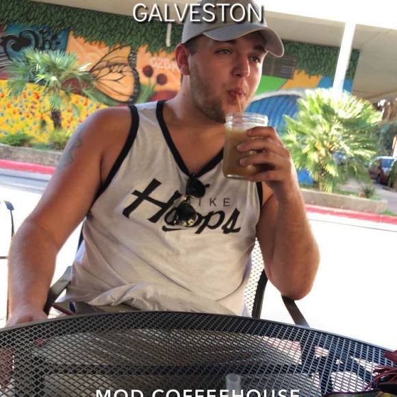 Profile Picture of Robert Thibodeaux (@robthibo96) on Poshmark