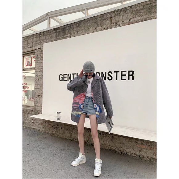 Profile Picture of Dingqi Chen (@dingqichen) on Poshmark