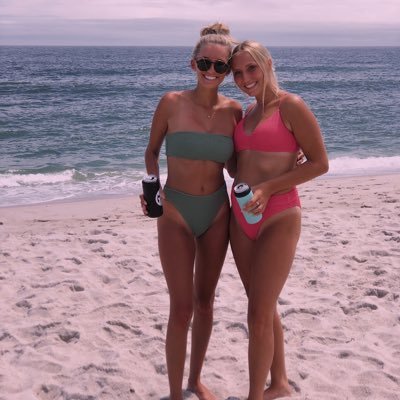Profile Picture of Elle Hirlinger (@elle_hirlinger) on Twitter