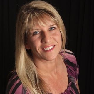 Profile Picture of Jackie Jacoby (@thejackiejacoby) on Facebook