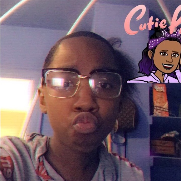 Profile Picture of Katlyn🧸 Glascoe (@kaykaydatbihhh) on Poshmark