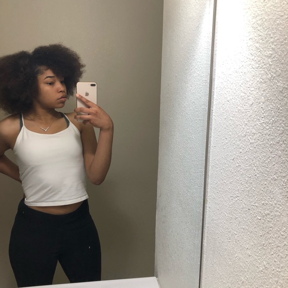 Profile Picture of Victoria Asebedo (@vkashhhh) on Poshmark
