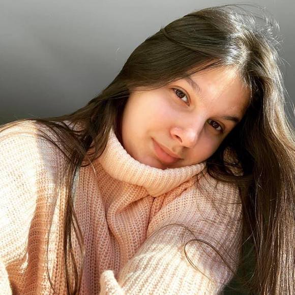 Profile Picture of Kateryna Karmanova (@kkarmanova) on Poshmark