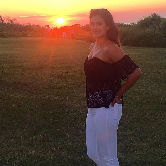 Profile Picture of Marina Narganes (@marinascloset10) on Poshmark