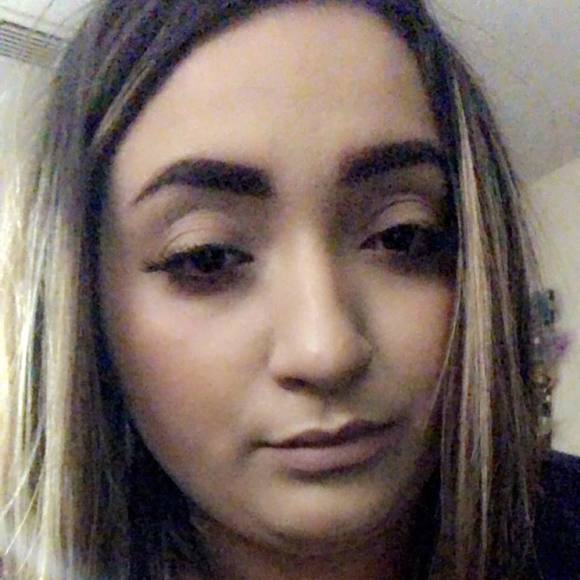 Profile Picture of Maritza Lucatero (@ritzymizz) on Poshmark