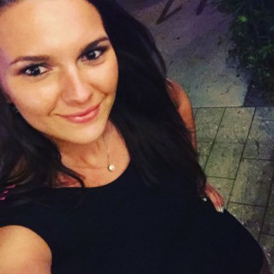 Profile Picture of Meredith Ledes Laird (@Mereleads) on Twitter